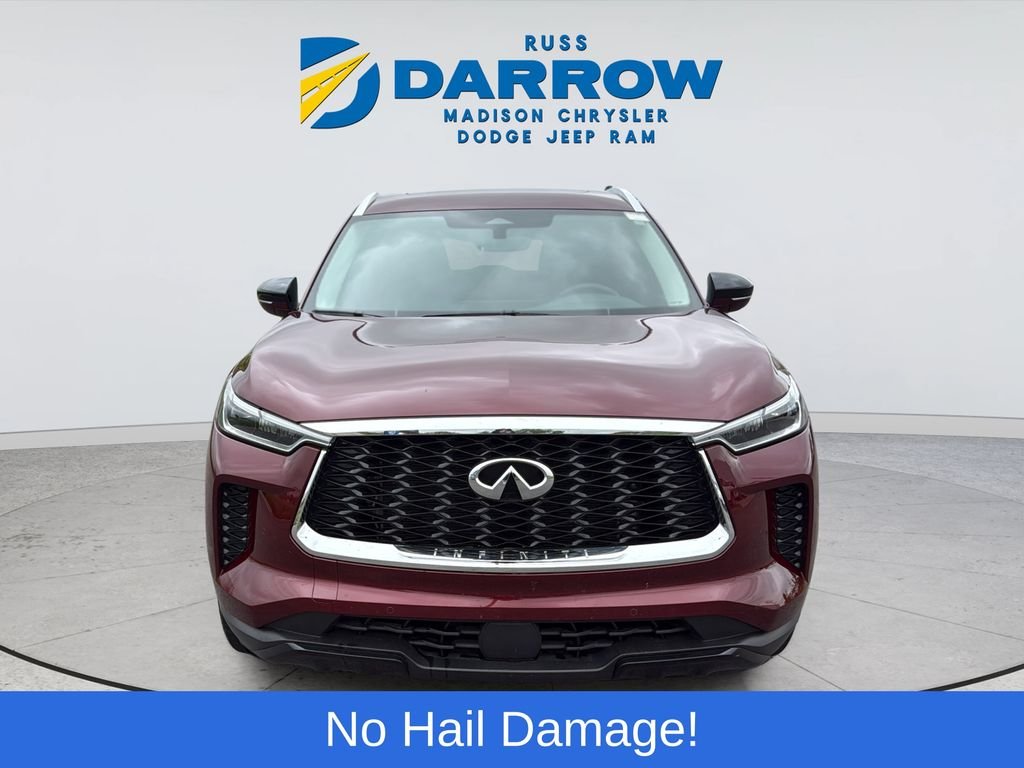 Used 2023 Red INFINITI LUXE image 8