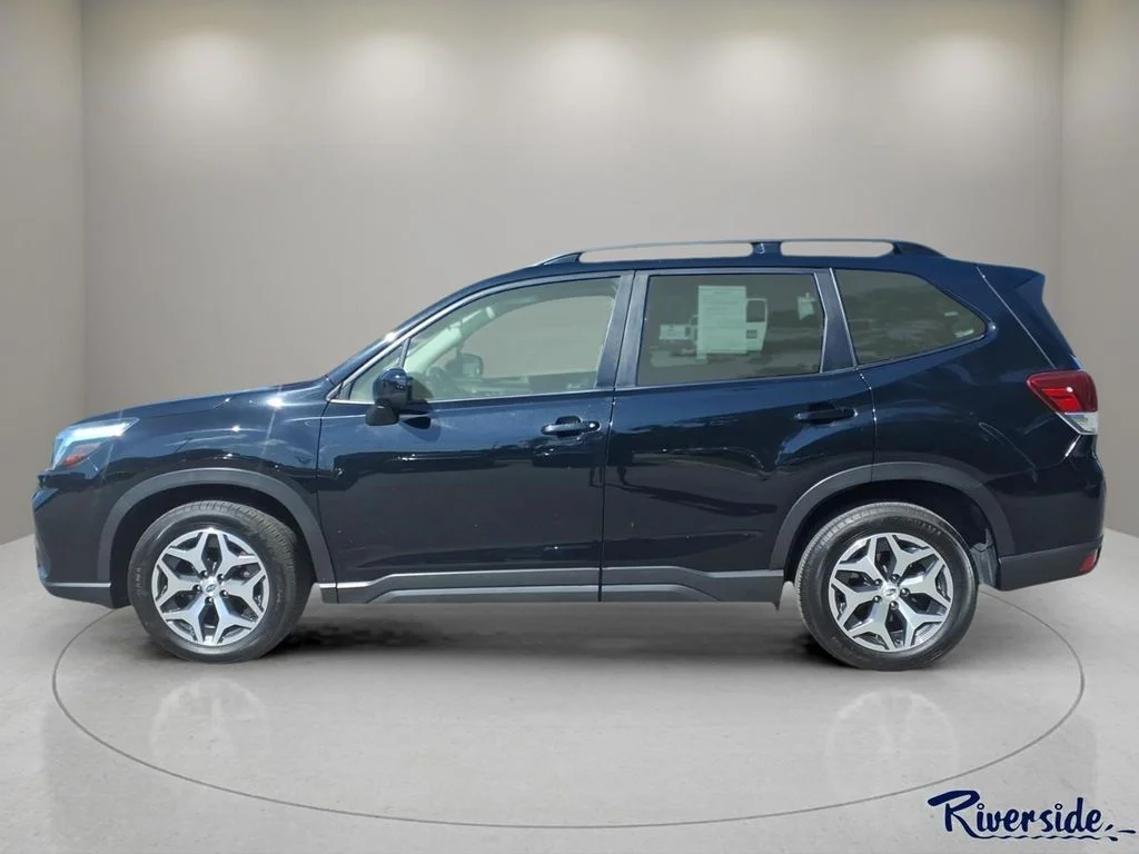 Used 2019 Black Subaru Premium image 5