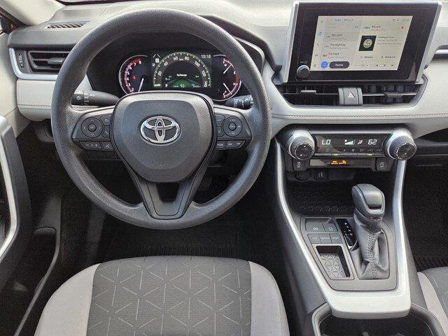 Used 2025 Ruby Flare Pearl Toyota XLE image 21