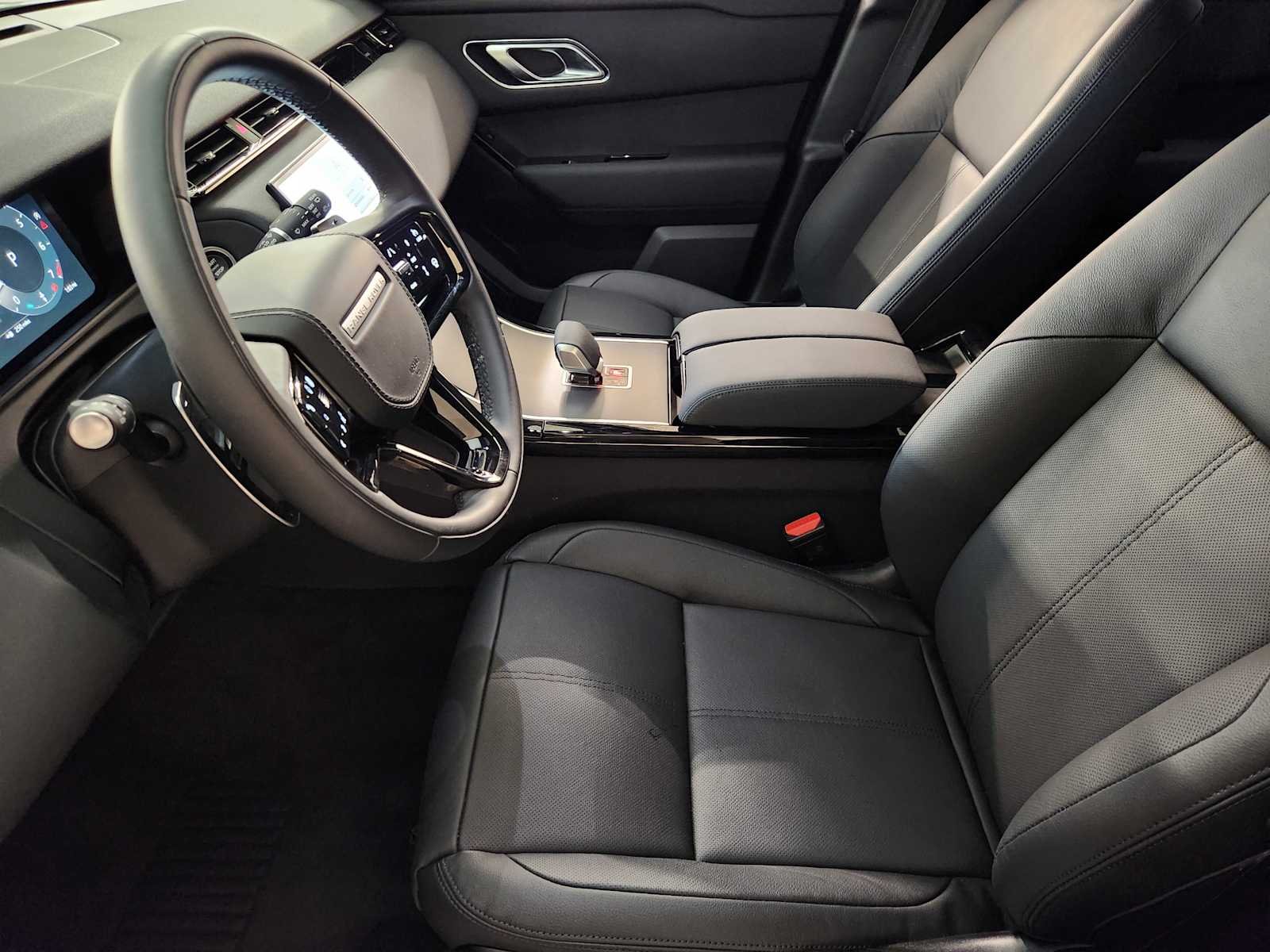 Used 2026 Fuji White Land Rover S image 14