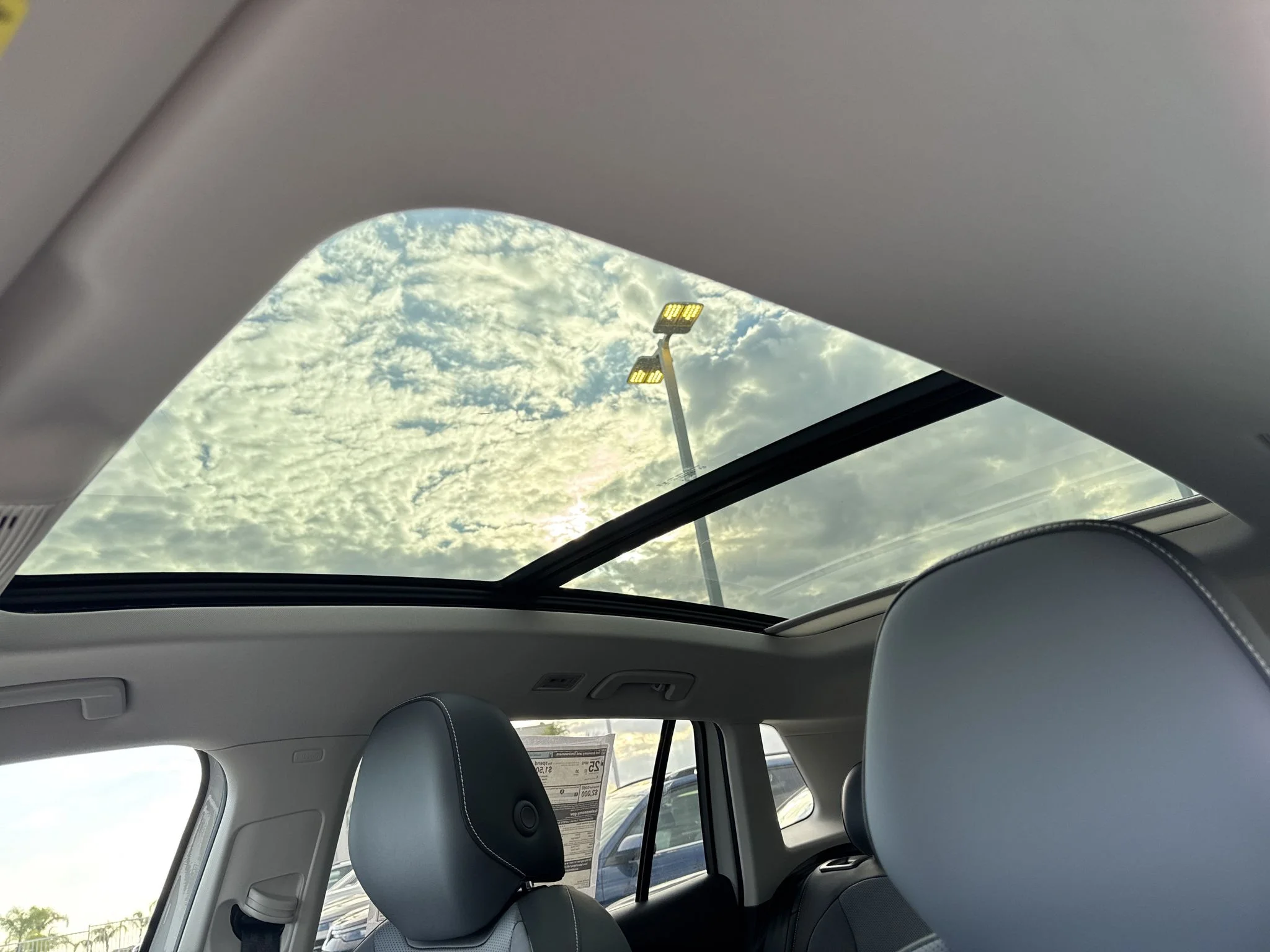 New 2026 Pure White Volkswagen SE image 29