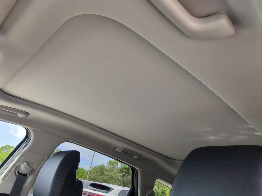 Used 2023 Gray Kia SX image 19