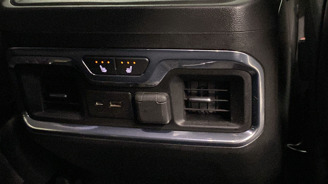 Used 2021 Onyx Black GMC AT4 image 27