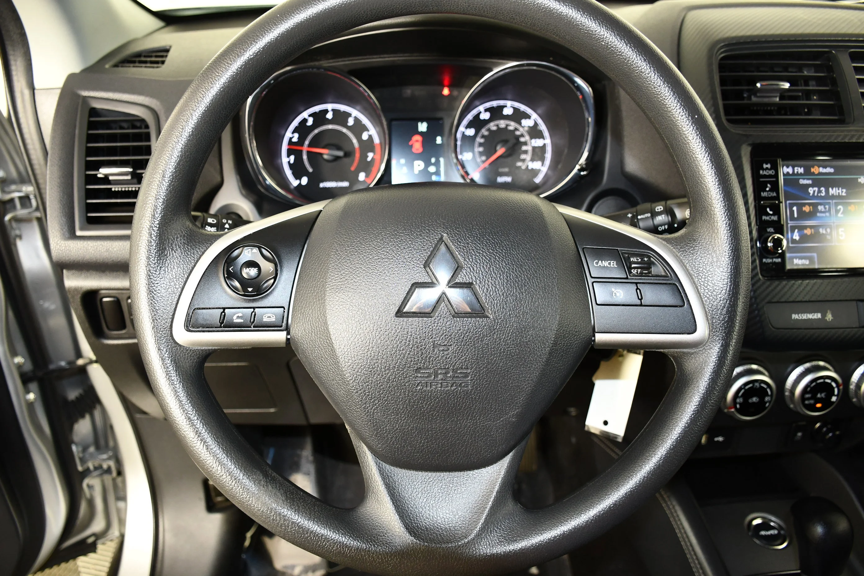 Certified Used 2024 Gray Mitsubishi SE image 12