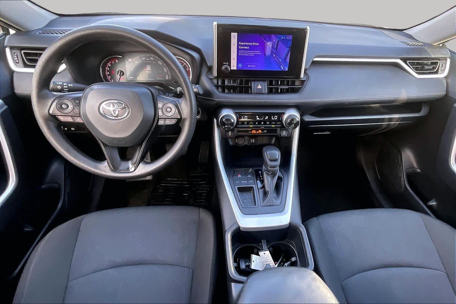 Used 2025 Ice Cap Toyota XLE image 15