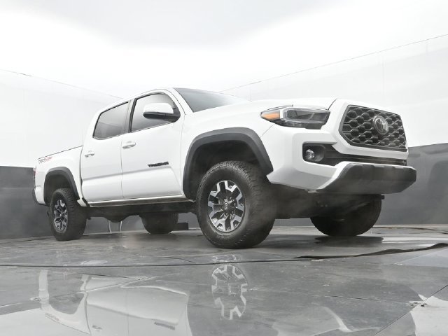 Used 2023 Ice Cap Toyota TRD Off-Road image 22