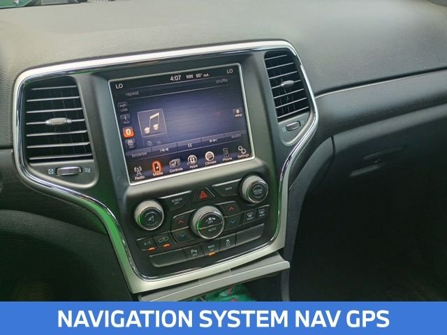 Used 2015 White Jeep Altitude image 7