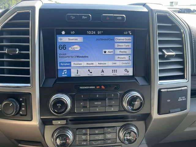 Used 2016 Blue Jeans Metallic Ford Lariat image 30