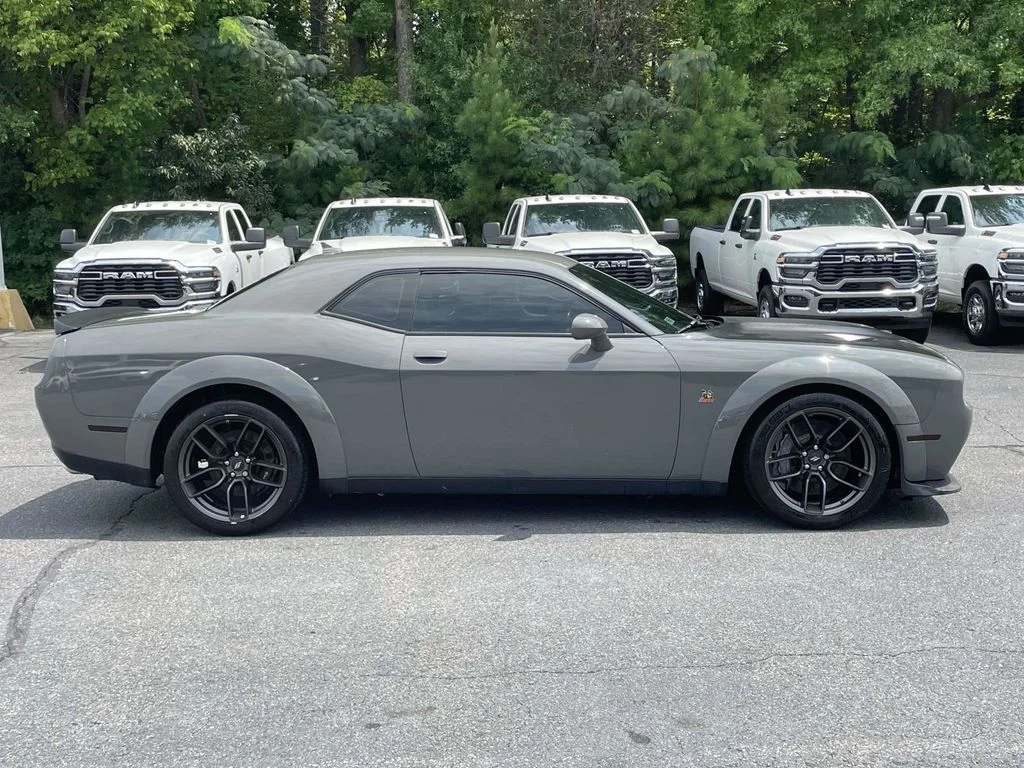 Used 2019 Gray Dodge R/T Scat Pack Widebody image 9