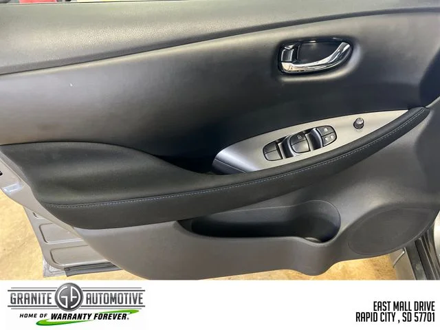 Used 2025 Gray Nissan S image 18