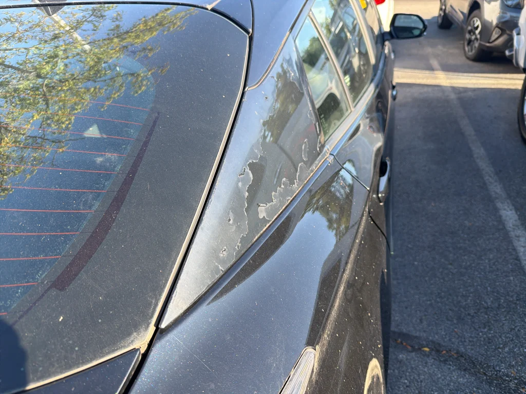 Used 2016 Midnight Black Metallic Toyota Three Touring image 6