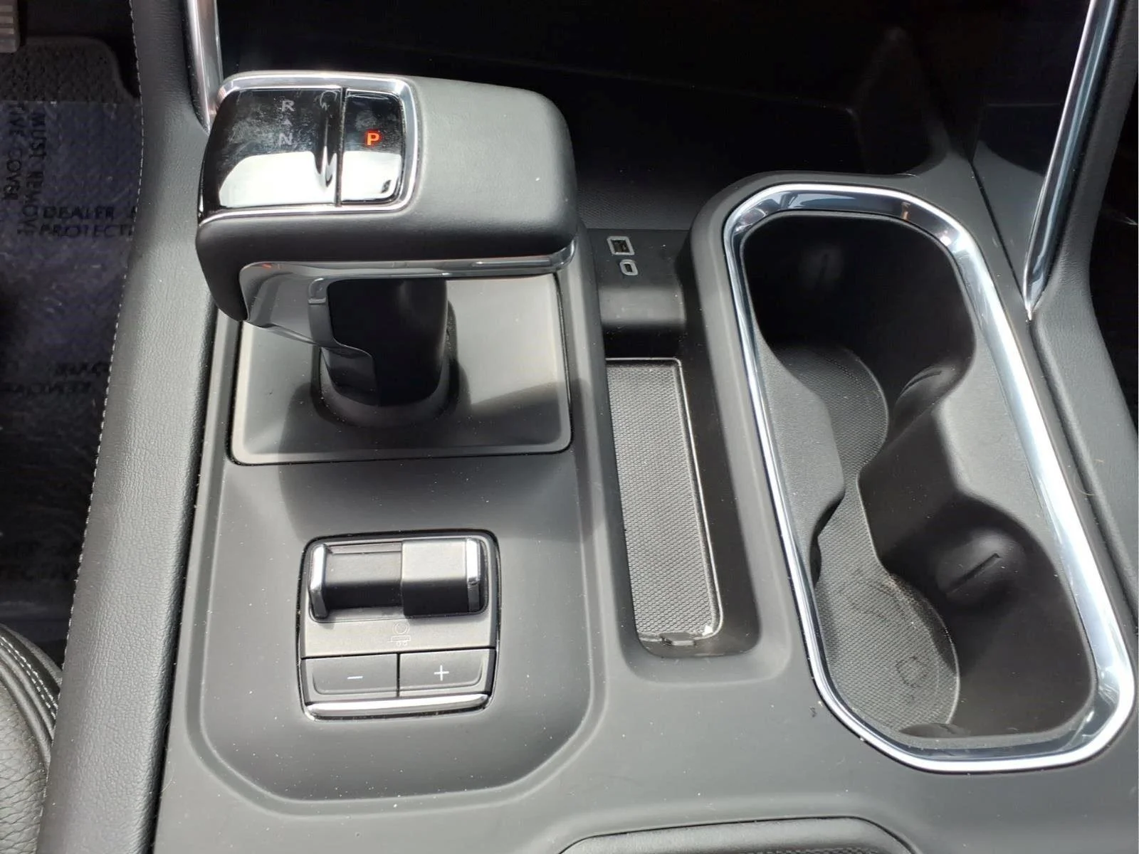 Used 2024 Onyx Black GMC Denali image 25