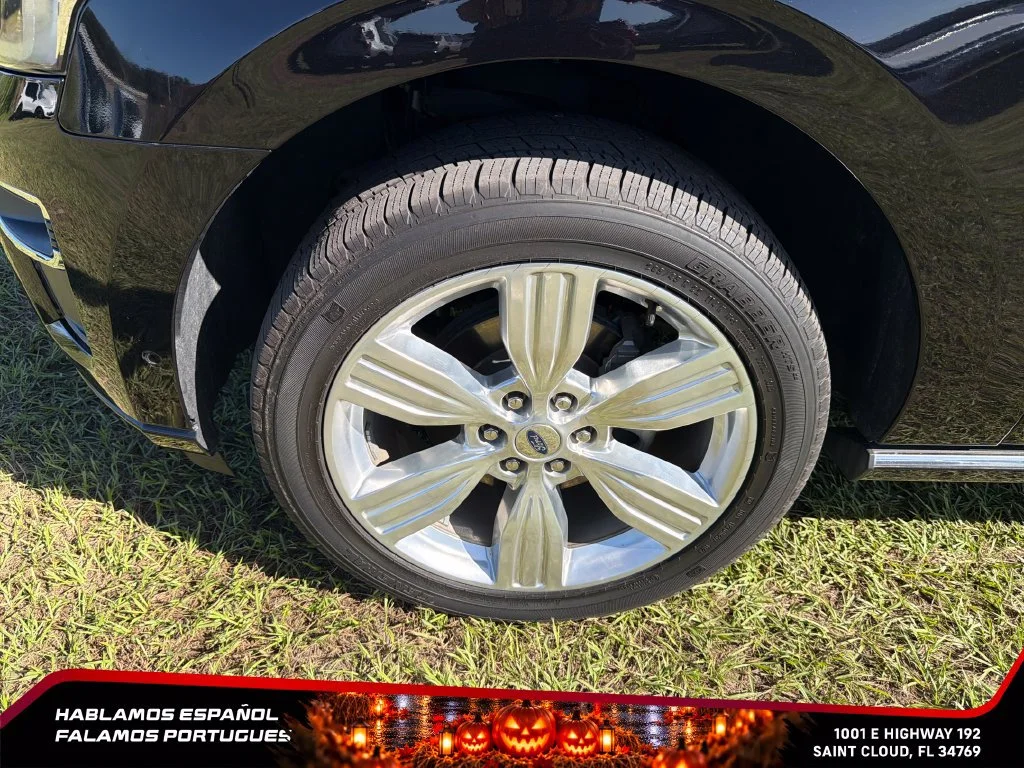 Used 2024 Black Ford Platinum image 10