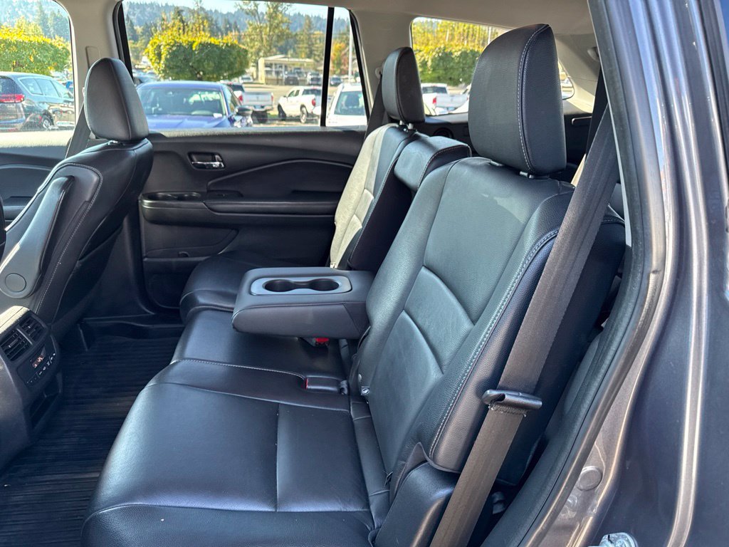 Used 2016 Gray Honda EX-L image 5
