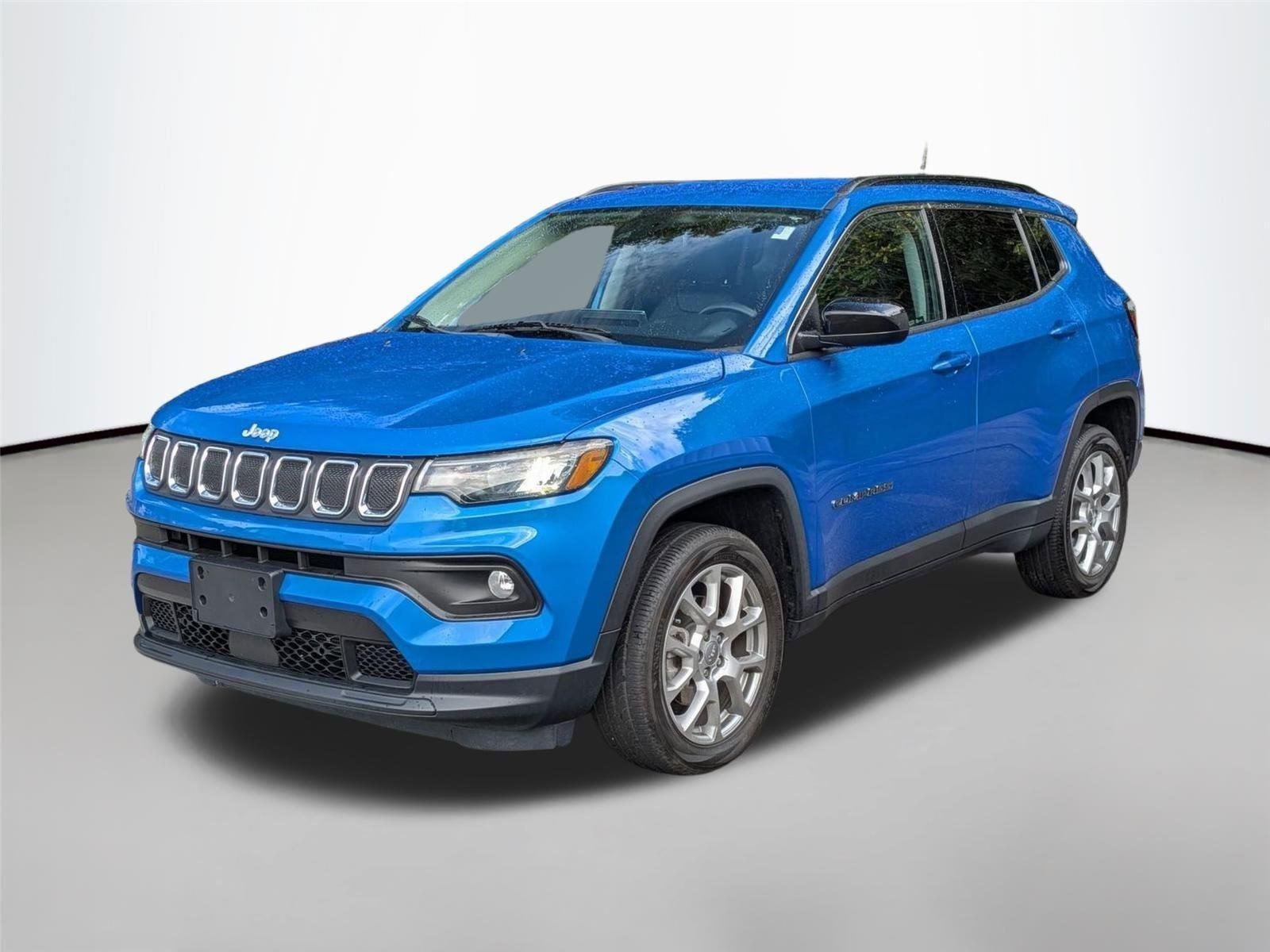 2022 Jeep Compass Latitude Lux