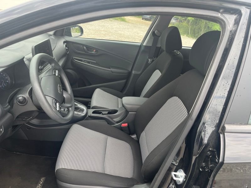 Certified Used 2023 Black Hyundai SE image 9