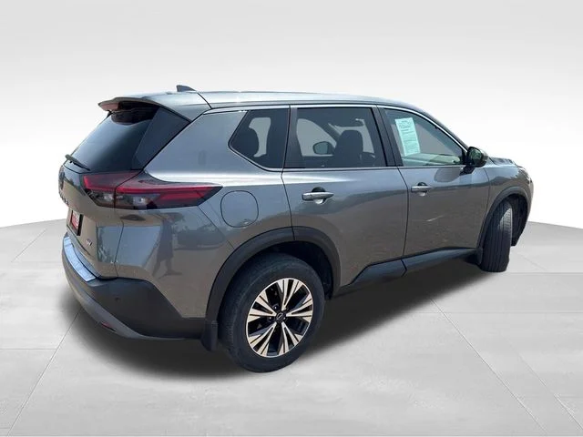 Used 2023 Gray Nissan SV image 7