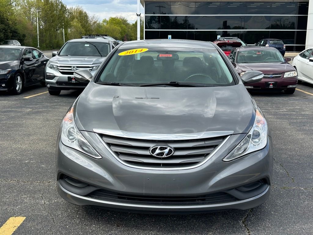 Used 2014 Hyundai Sonata GLS with VIN 5NPEB4AC0EH930023 for sale in Highland Park, IL