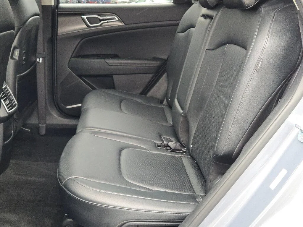 Used 2024 Silver Kia EX image 19
