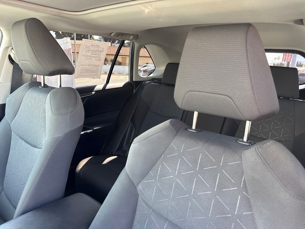 Certified Used 2022  Toyota XLE image 22