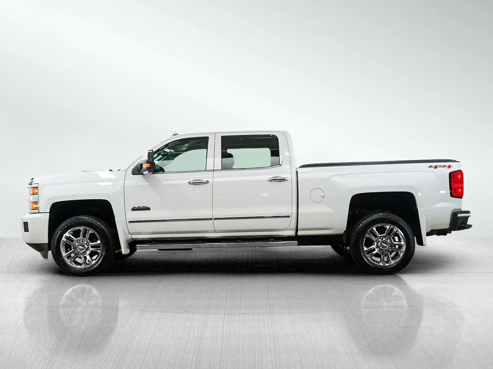 Used 2015 Chevrolet Silverado 2500HD High Country with VIN 1GC1KXE86FF601439 for sale in Hopkins, Minnesota