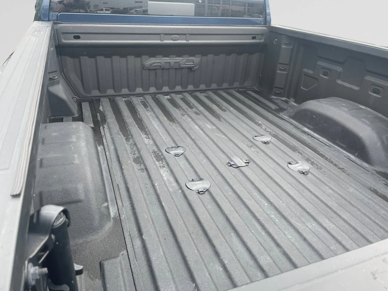 Used 2023 Blue GMC AT4 Crew Cab image 10