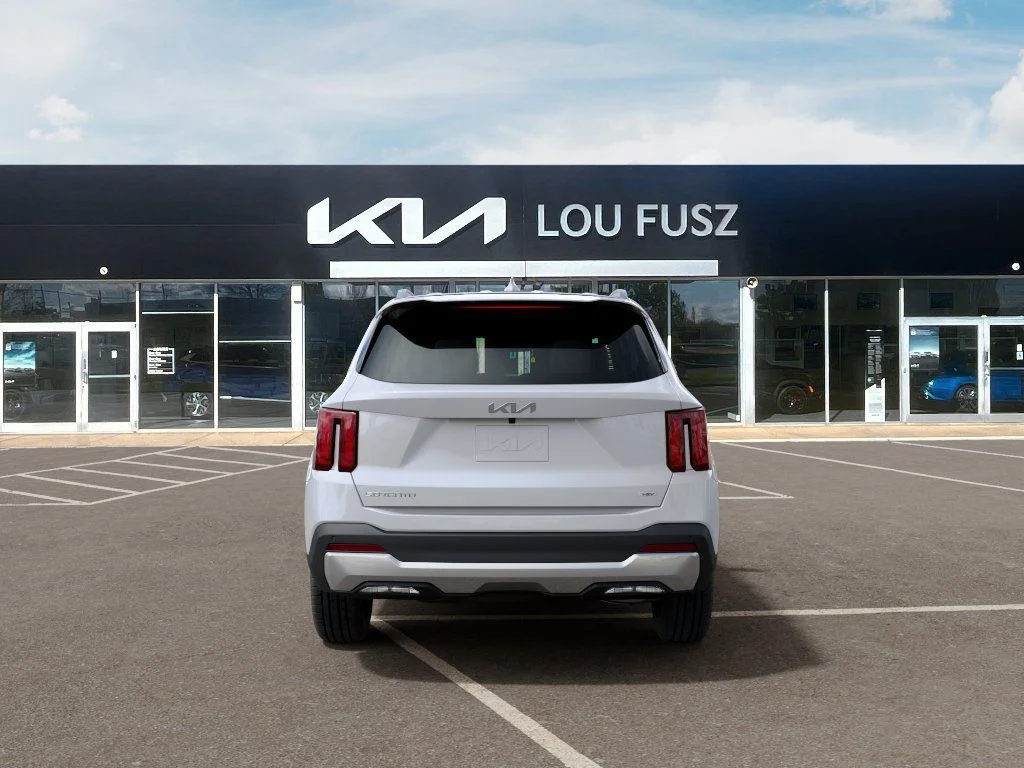 New 2026 Snow White Pearl Kia EX image 5