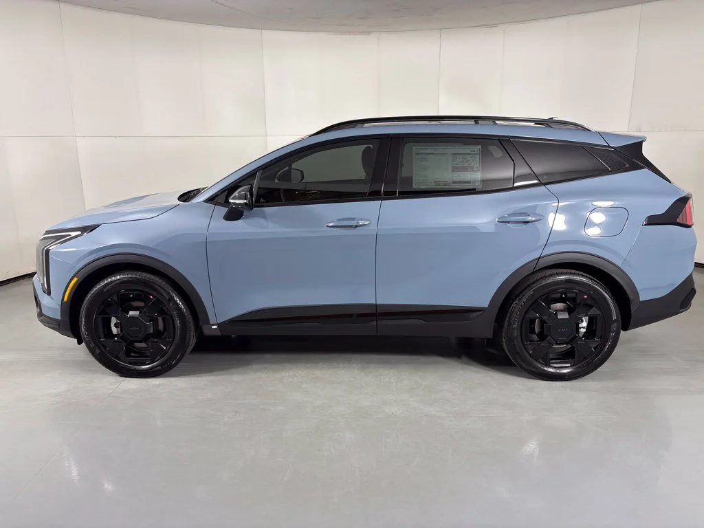 New 2027 Heritage Blue Kia X-Line image 5