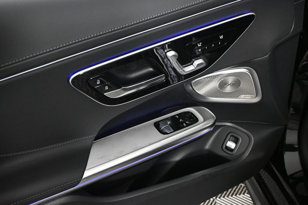 New 2026 Obsidian Black Metallic Mercedes-Benz CLE 300 image 8
