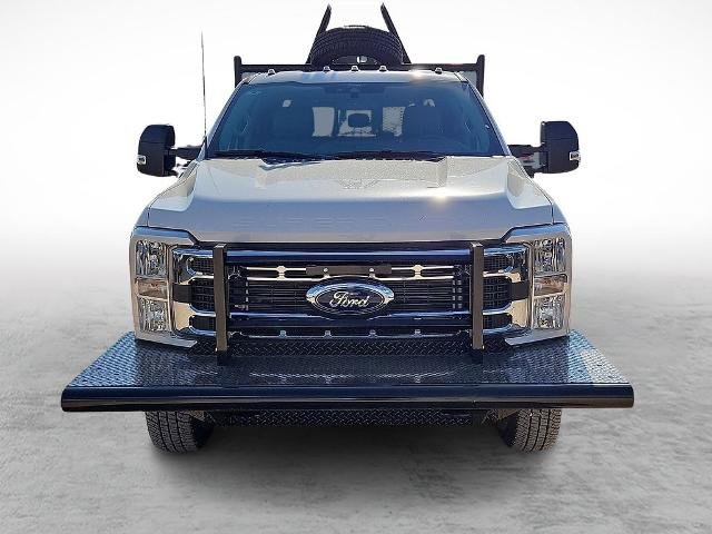 New 2026 Oxford White Ford F-350® XL image 28