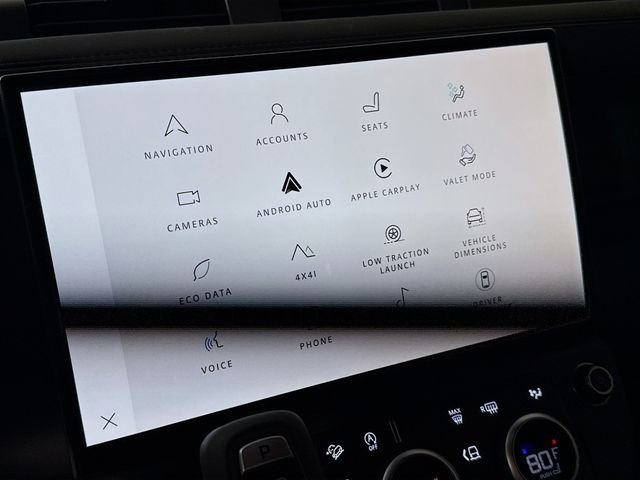New 2026 Fuji White Land Rover X-Dynamic SE image 15