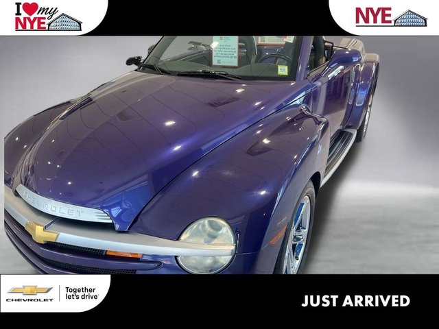 2004 Chevrolet SSR LS