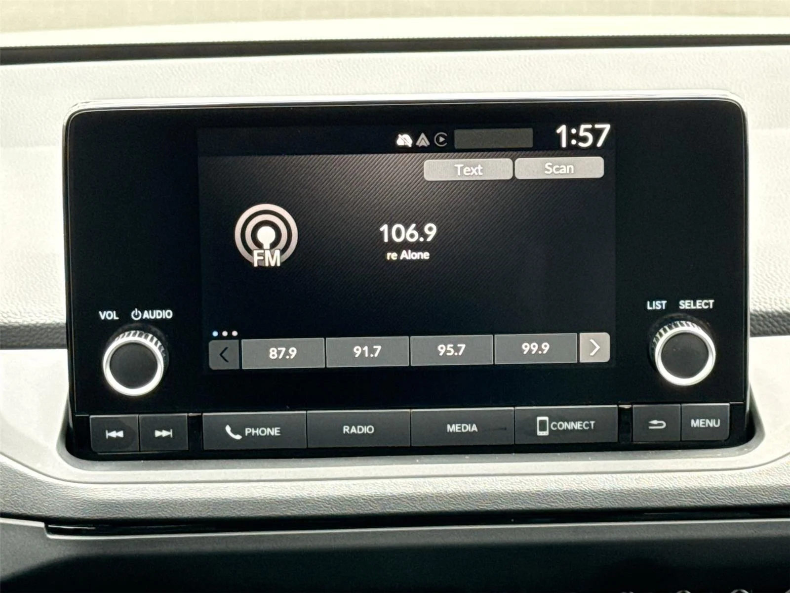2025 Honda Accord LX - Photo 23
