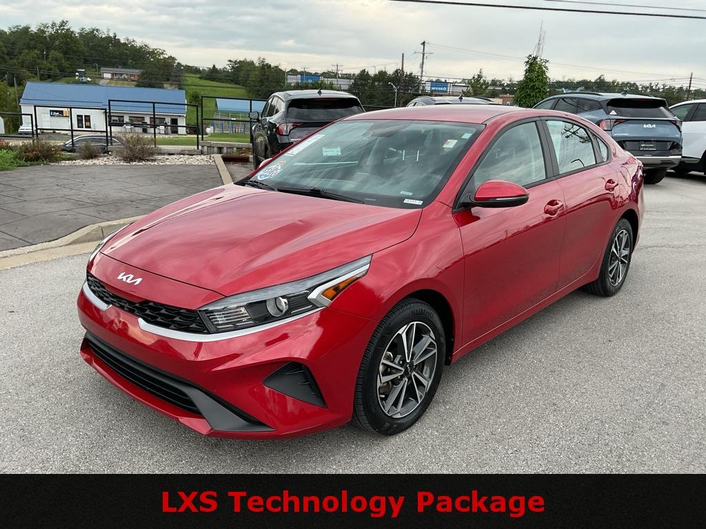 Certified Used 2023 Currant Red Kia LXS image 4