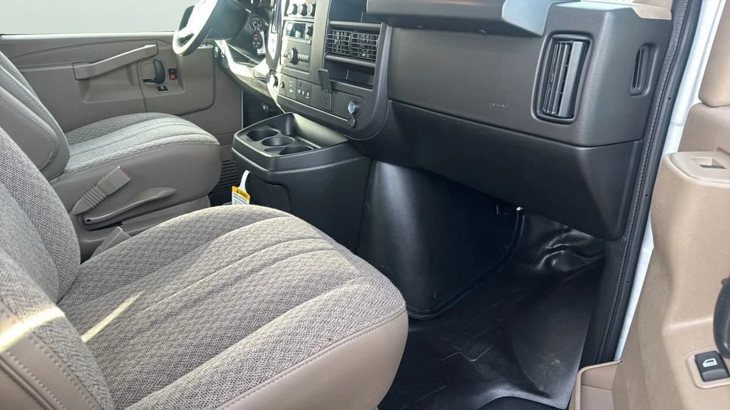 2026 GMC Savana Cargo Work Van - Photo 12