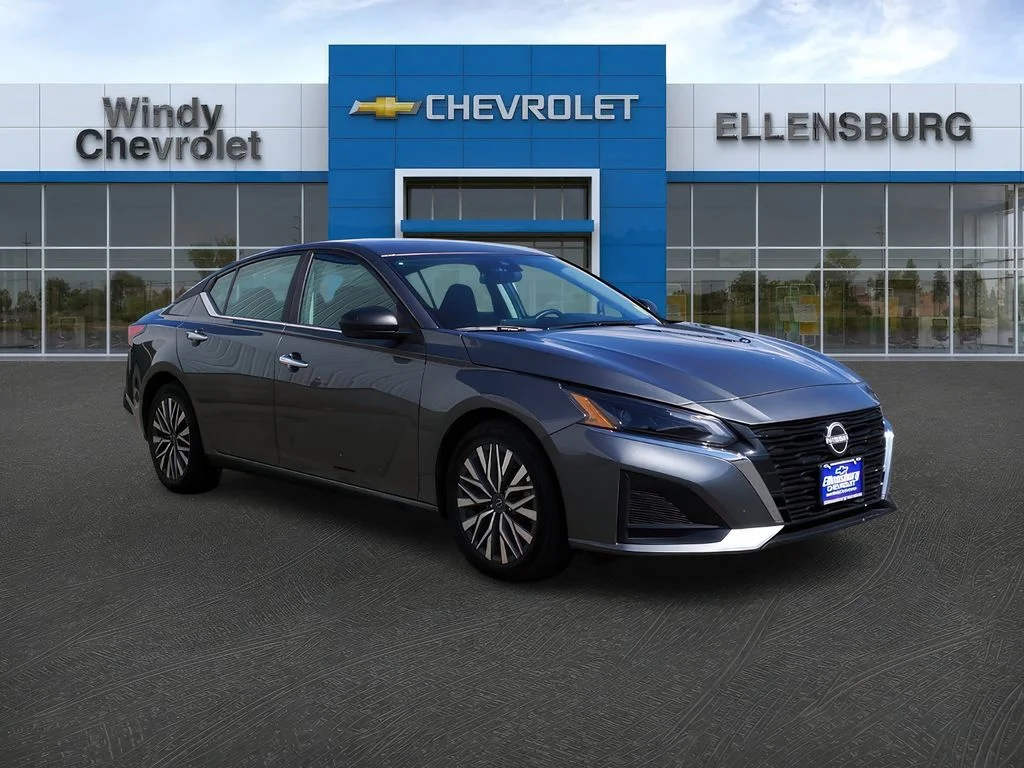 2025 Nissan Altima 2.5 SV's photo