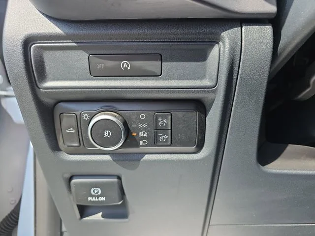 Used 2025 White Ford XLT image 25