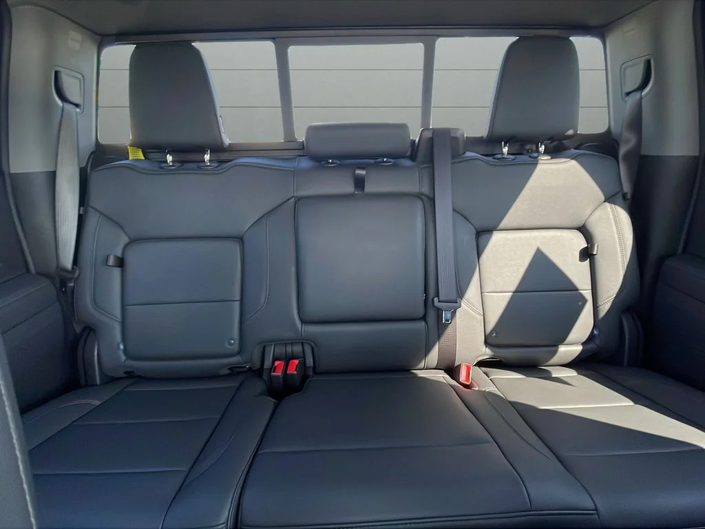 Used 2025 Black GMC Elevation image 40