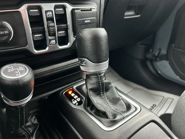 Used 2025 Gray Jeep Sahara 4xe image 40