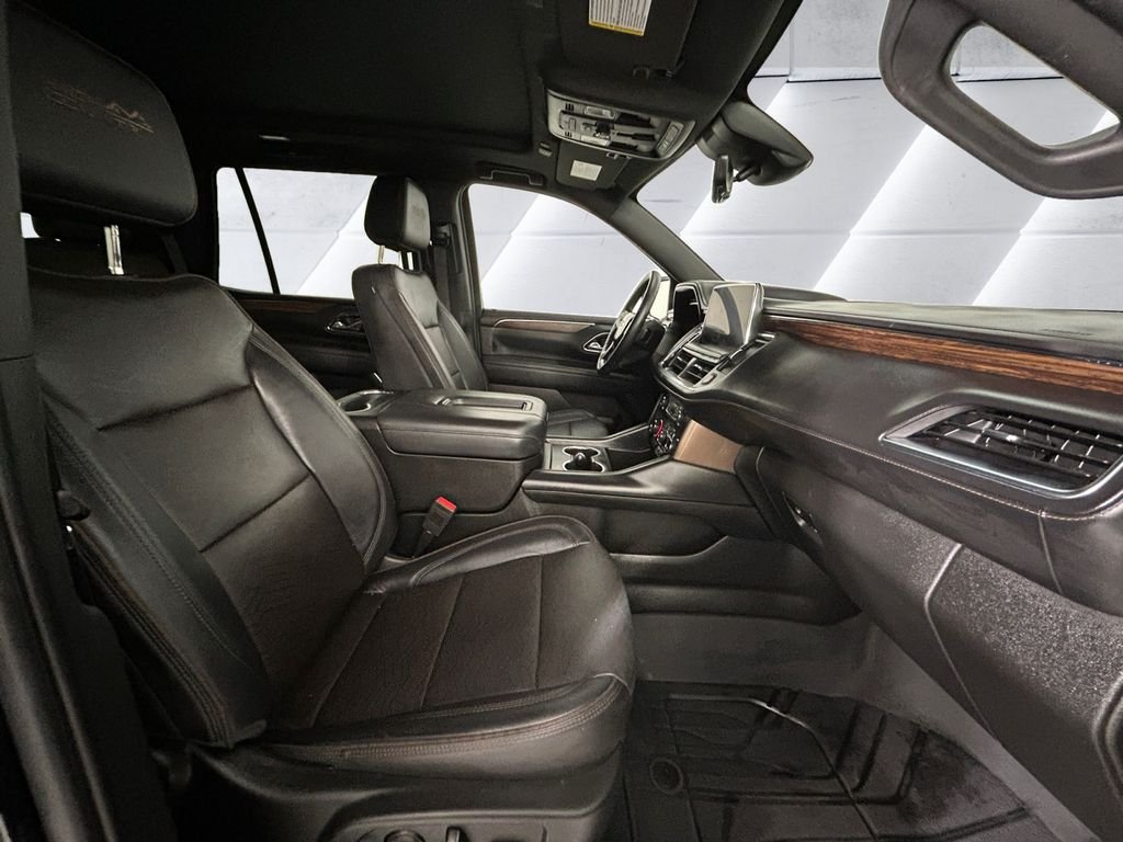 Used 2024 Black Chevrolet High Country image 13