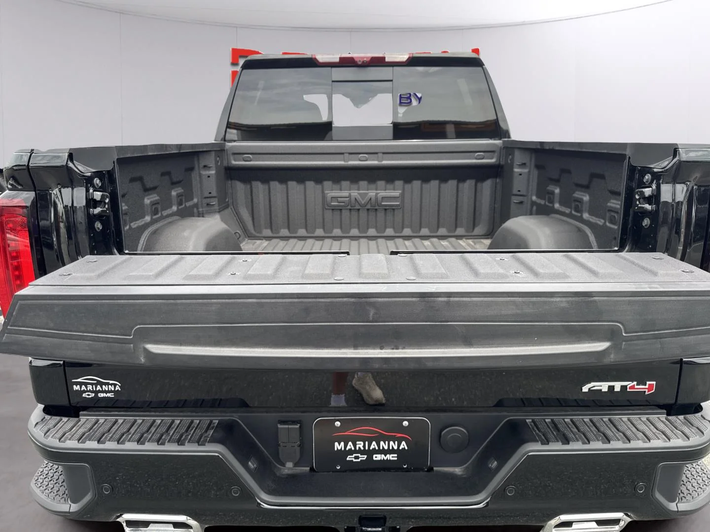 New 2026 Onyx Black GMC AT4 image 31