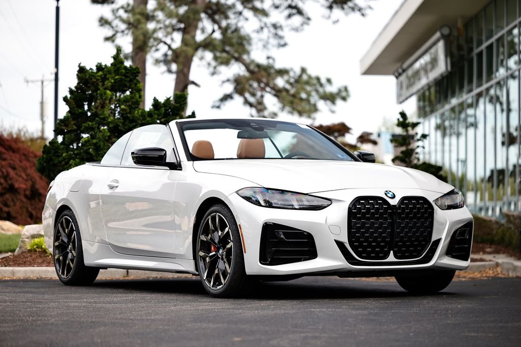 2026 BMW 4 Series 430i Convertible's photo