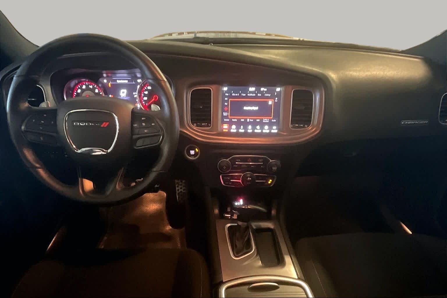 Used 2023 Granite Pearlcoat Dodge R/T image 14