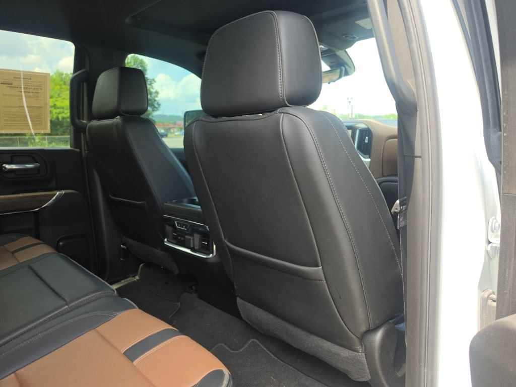 Used 2023 SUMMIT WHITE Chevrolet High Country image 30