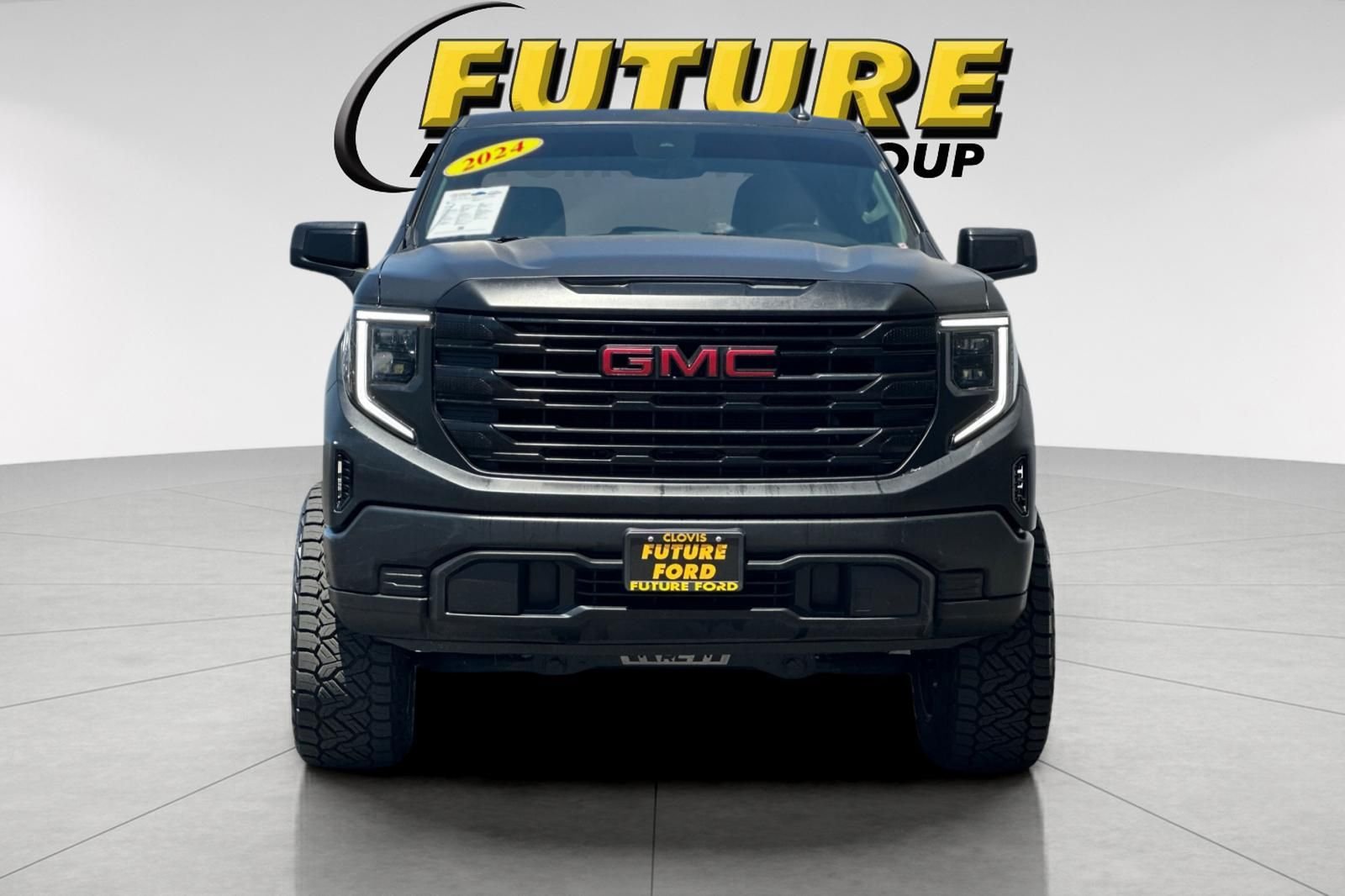 Used 2024 White GMC Pro image 8