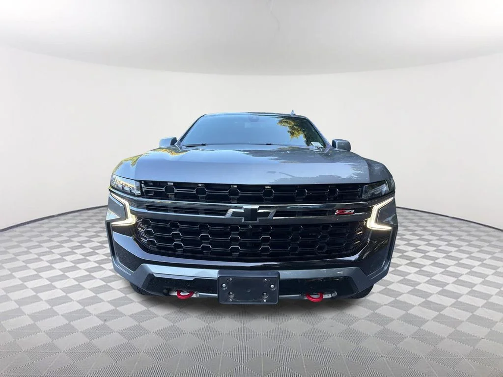 Used 2021 Gray Chevrolet Z71 image 2