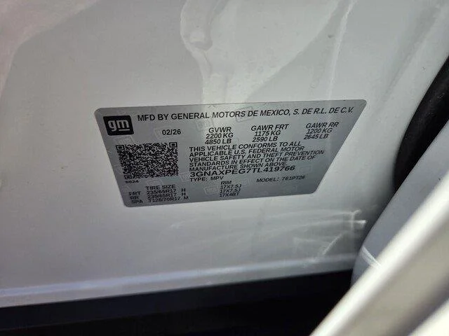 Used 2026 Summit White Chevrolet AWD LT image 36