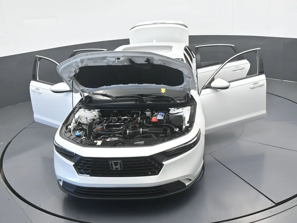 Used 2023 Platinum White Pearl Honda EX image 68