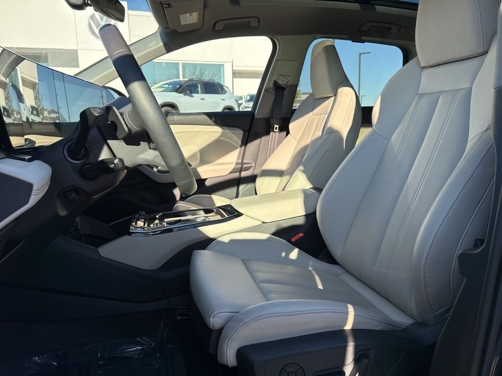 2025 Audi Q6 e-tron Premium Plus - Photo 9