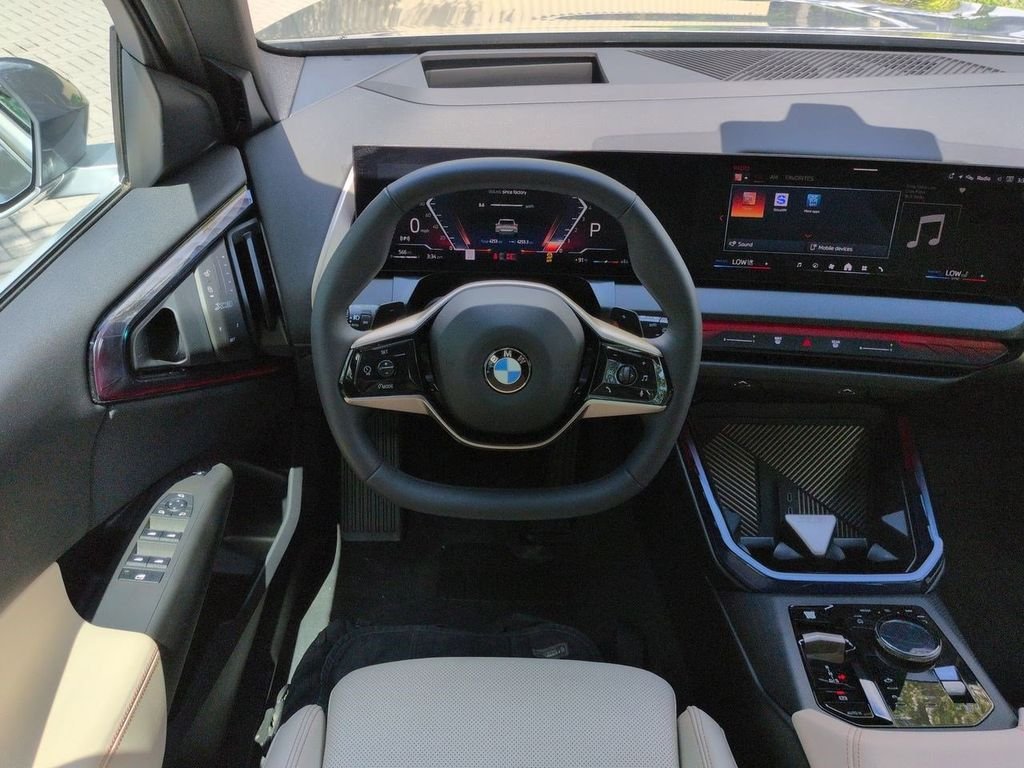 2025 BMW X3 30 - Photo 16
